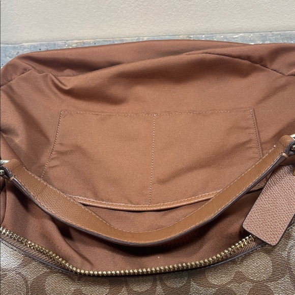 Coach Harley Hobo Tan signature C Shoulder Saddle Bag purse tote - Picture 12 of 16